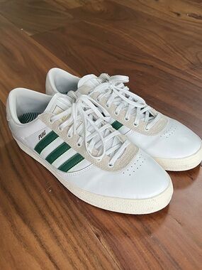 adidas White Skate shoes never worn with Green Three Stripes PUIG 10.5 mens